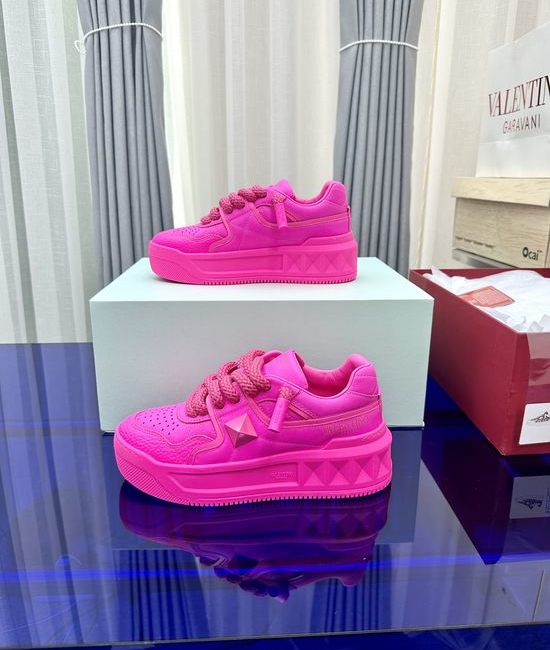 Valentino Premium Thick Sole Leather Casual Fashion Shoes