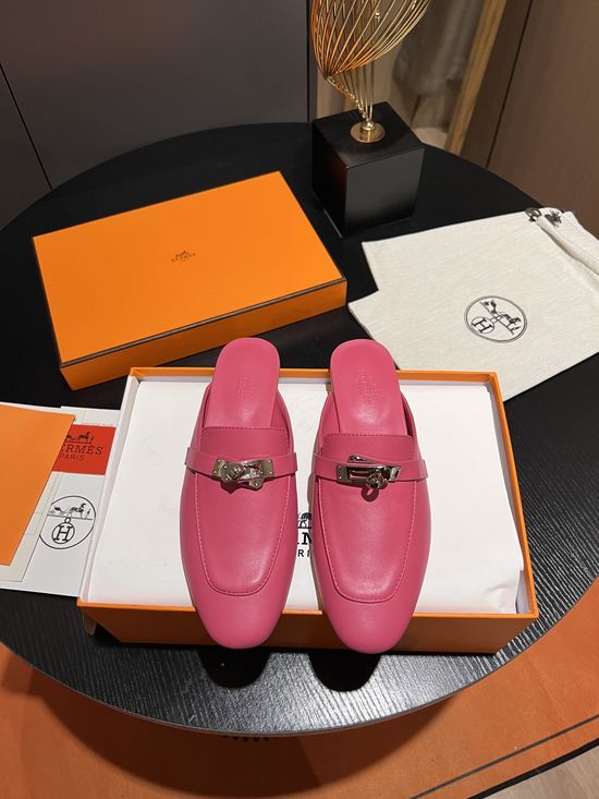 Hermes Cowhide Upper Classic Mule Slides with Engraved Hardware
