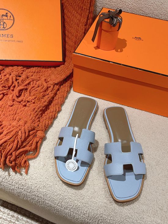Hermes Classic Slip On Leather Sandals Versatile Comfortable Footwear