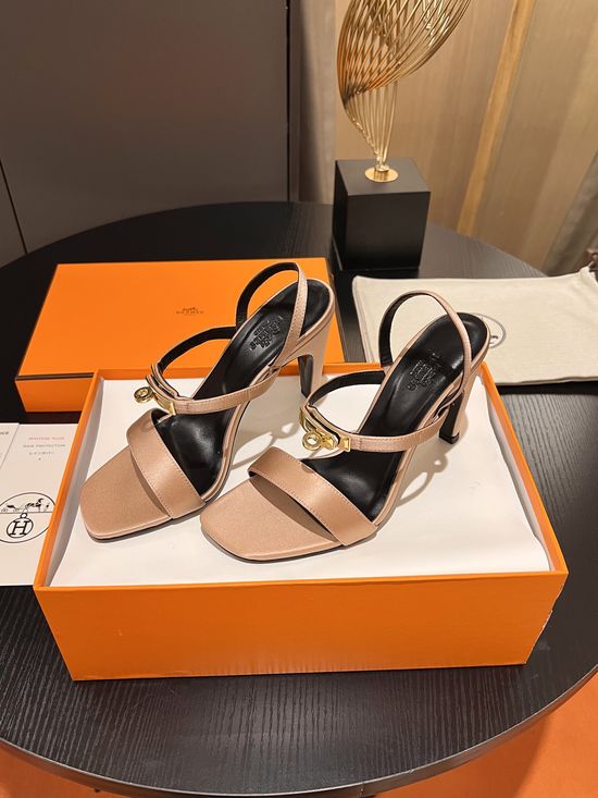 Hermes Classic Silk Upper High Heel Sandals Comfortable Sole