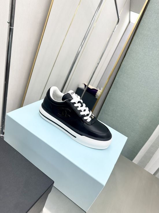 Chanel Premium Cowhide Platform Casual Comfortable Sneakers