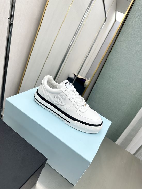 Chanel Premium Cowhide Platform Casual Comfortable Sneakers