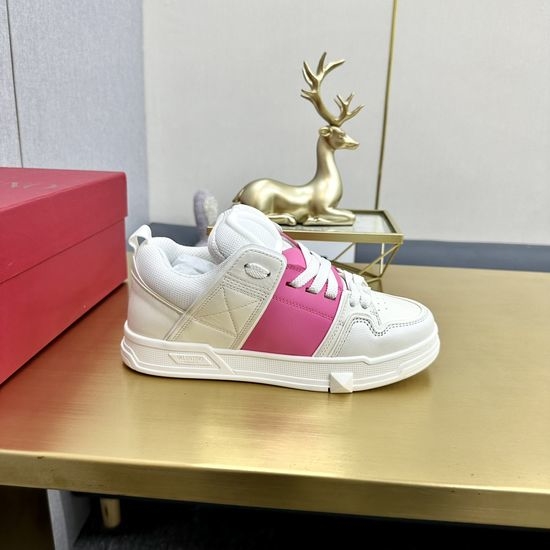 Valentino Premium Thick Sole Rivet Embellished Leather Casual Shoes