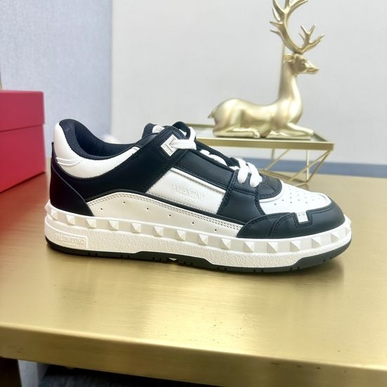Valentino High Quality Design Comfortable Fashion Sneakers