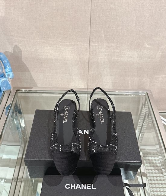 Chanel Classic Two-tone Tweed Slingback Sandals Flat Low Heel