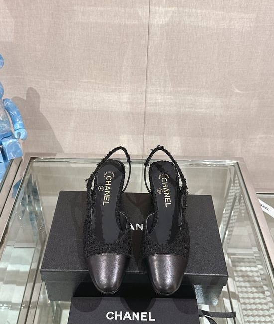 Chanel Classic Two-tone Tweed Slingback Sandals Flat Low Heel