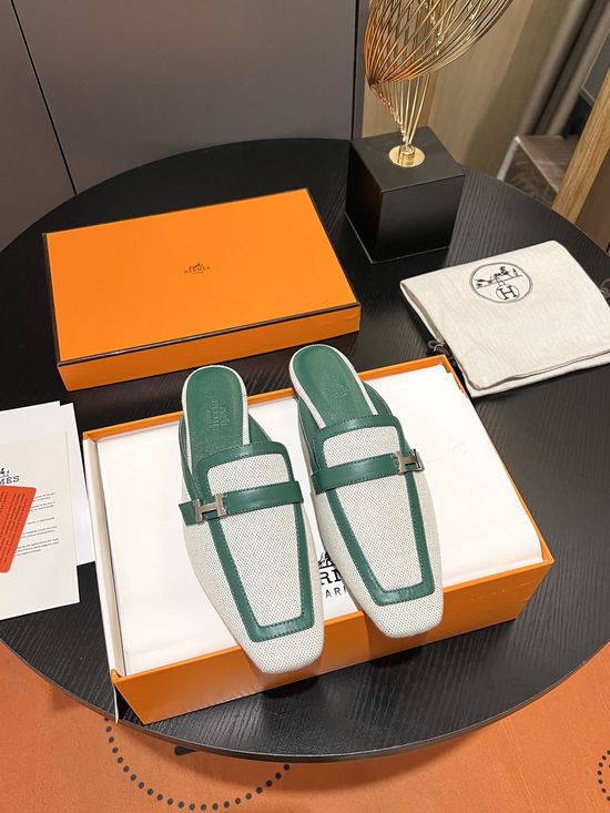 Hermes Cowhide Upper Classic Mule Slides with Metal Buckle