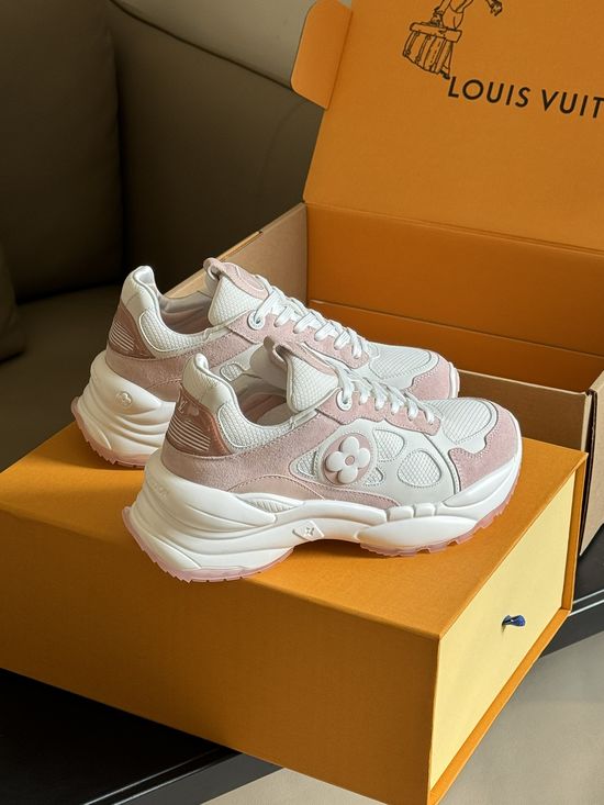 Louis Vuitton Lightweight Breathable Running Shoes With Embossed Details