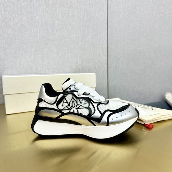 McQueen Comfortable Mesh Patent Leather Casual Running Shoes