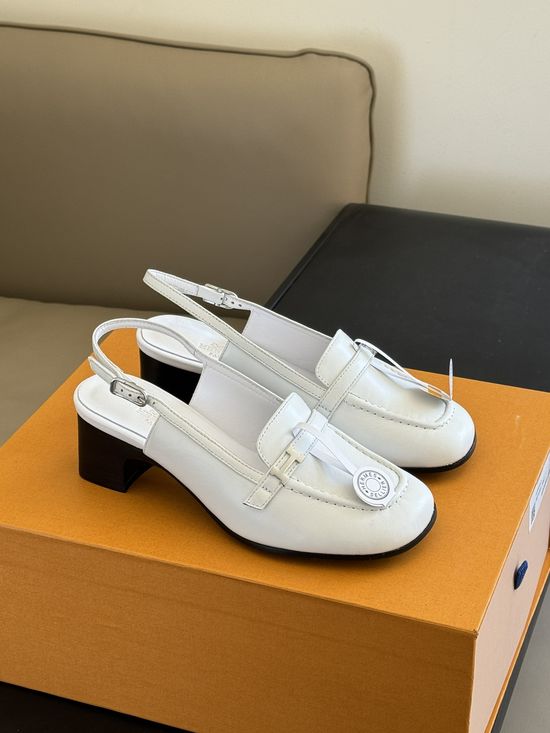 Hermes Elegant Square Toe Kitten Heels Premium Sheepskin Upper