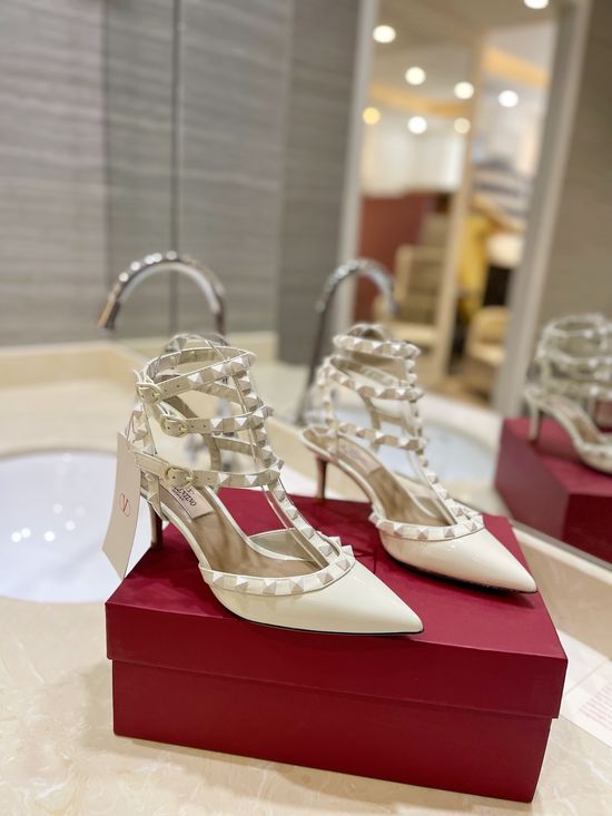 Valentino Rivet Decor Lace Up Mid Heel Pumps Anti-Oxidation Hardware