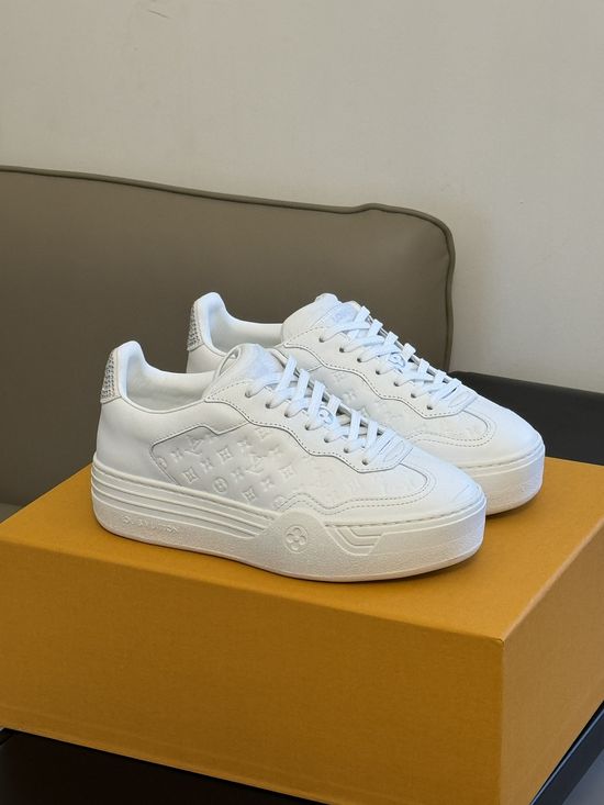 Louis Vuitton Premium Soft Leather Sneakers with Cushioned Insole