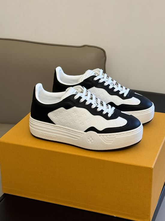 Louis Vuitton Premium Soft Leather Sneakers with Cushioned Insole