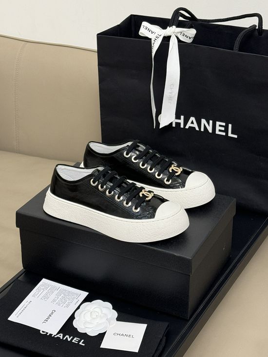 Chanel Patent Leather Rounded Toe Fashion Casual Shoes