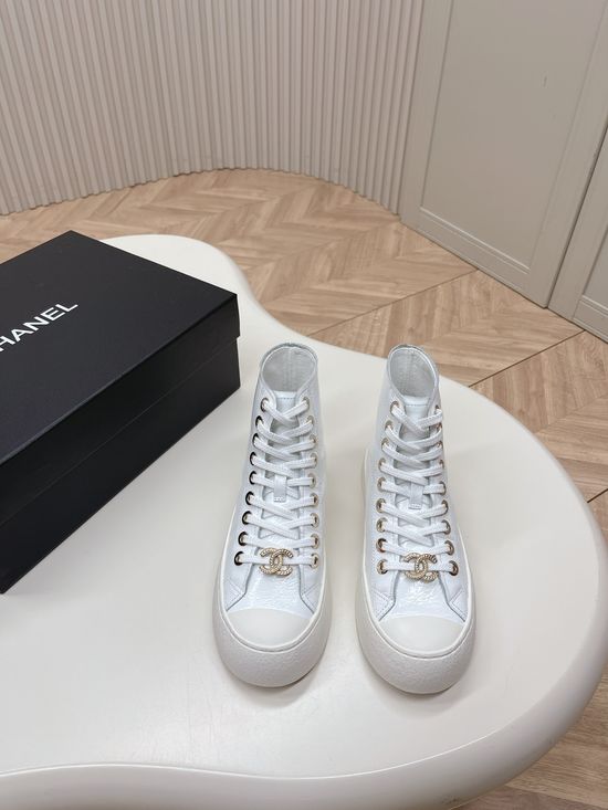 Chanel High-top Casual Shoes with Embossed Logo Anti-slip Sole
