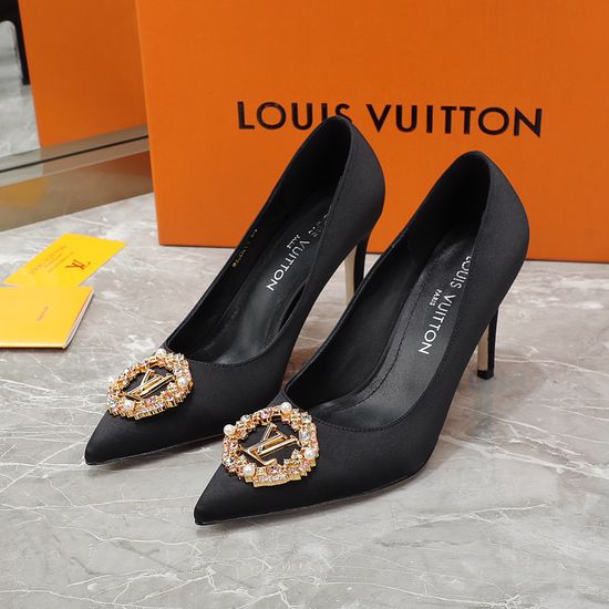 Louis Vuitton Silk Upper Sheepskin Lining Genuine Leather Sole Flats