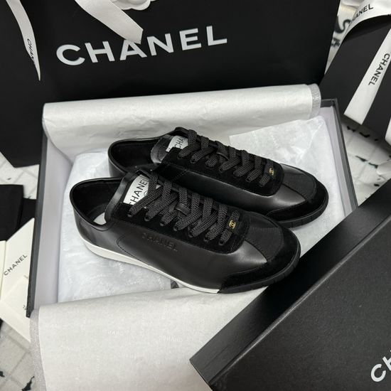 Chanel Comfortable Breathable Casual Retro Sneakers