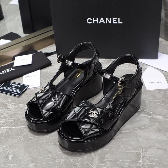 Chanel Patent Leather Chunky Heel Sandals with Sheepskin Lining