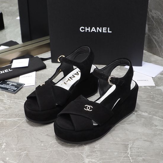 Chanel Patent Leather Chunky Heel Sandals with Sheepskin Lining