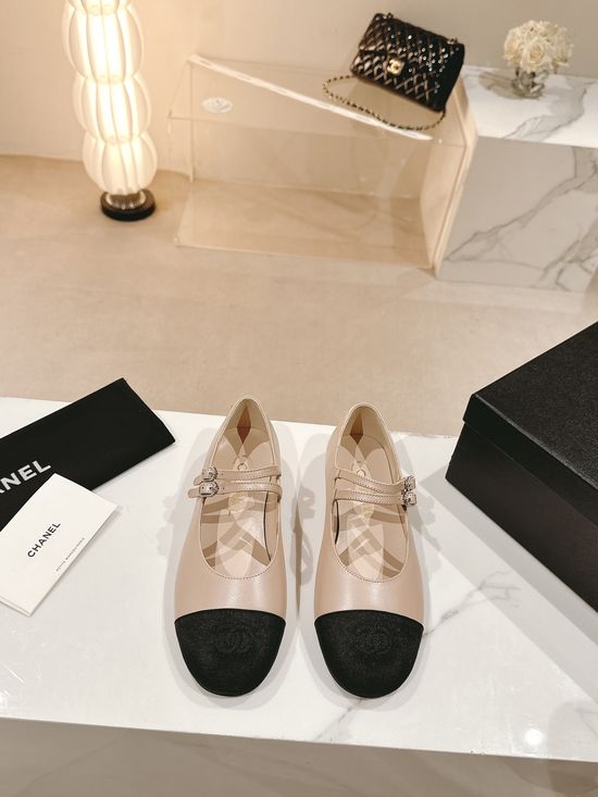 Chanel Pearl Decor Round Toe Leather Mary Jane Flats