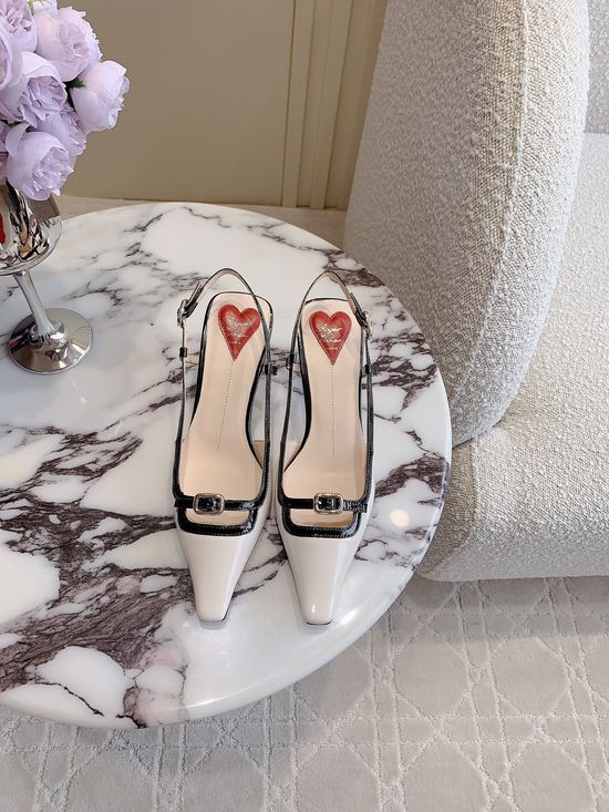 Roger Viver Elegant Buckle Low Heel Open Back Leather Shoes