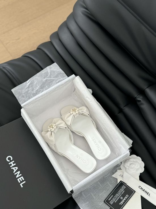 Chanel Bow Decor Leather Mary Jane Style Slippers