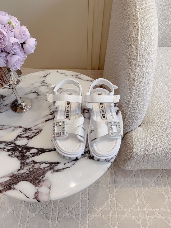 Roger Viver Diamond Buckle Platform Sandals Lifts Leg Proportion Comfortable Shoes
