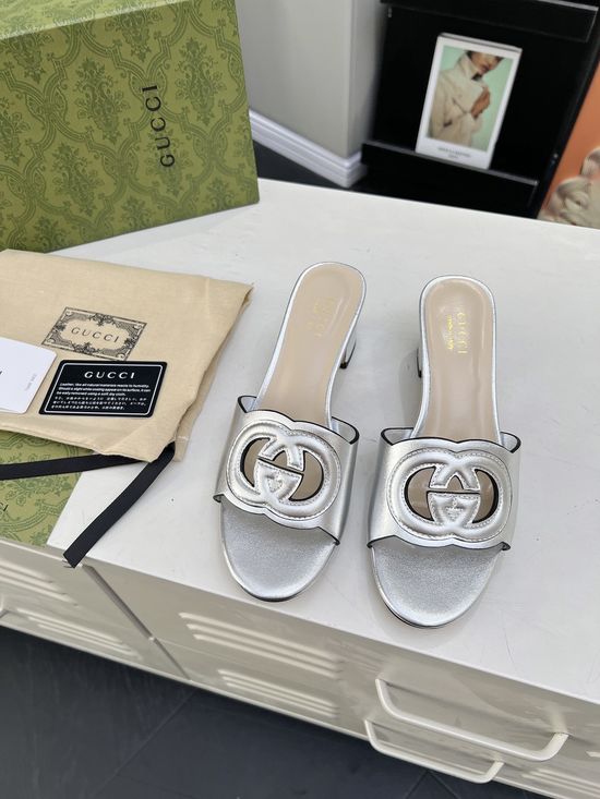 Gucci Chunky Heel Leather Sandals With Hollow Out Design