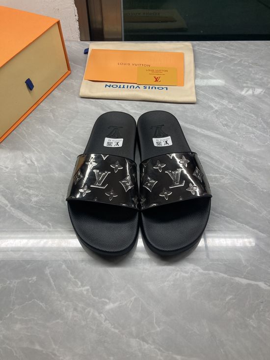 Louis Vuitton Casual Comfort Slip On Slides Durable Sole Daily Wear