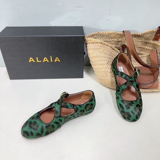 Alaia Vintage Mary Jane Ballet Flats Elegant Comfortable Versatile Shoes