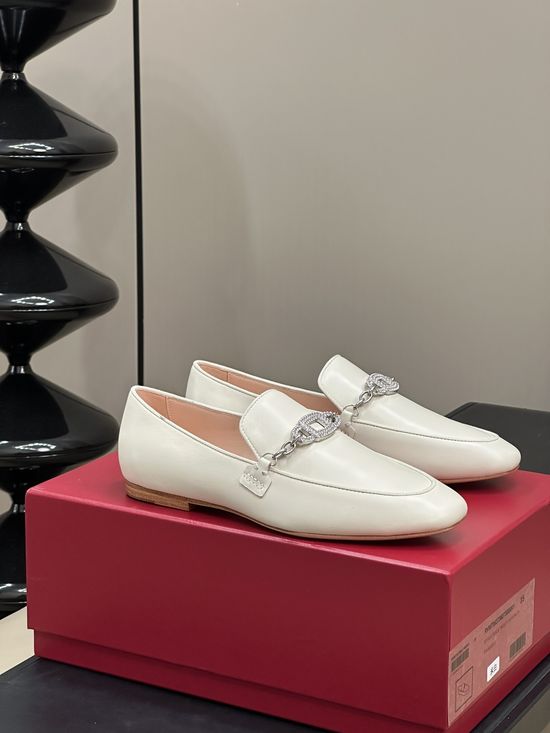 Roger Viver Elegant Rhinestone Buckle Loafers Soft Leather Comfortable Shoes