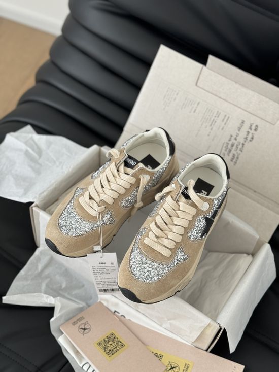 Golden Goose Casual Graffiti Distressed Sneakers Versatile Daily Footwear