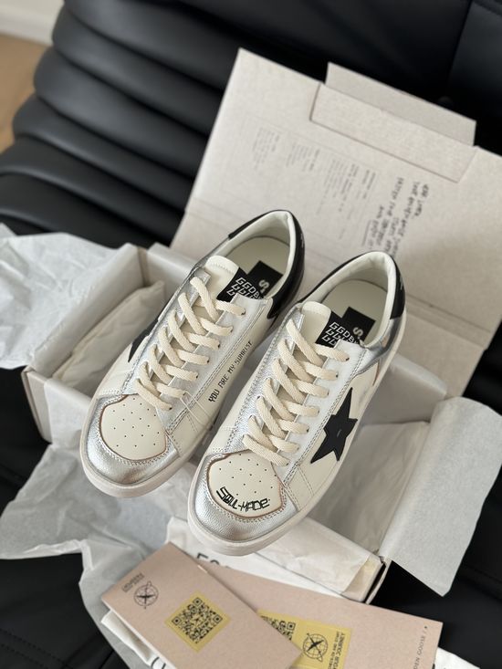 Golden Goose Casual Graffiti Distressed Sneakers Versatile Daily Footwear