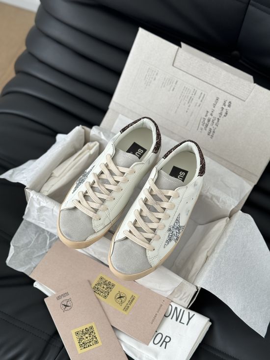Golden Goose Casual Graffiti Distressed Sneakers Versatile Daily Footwear