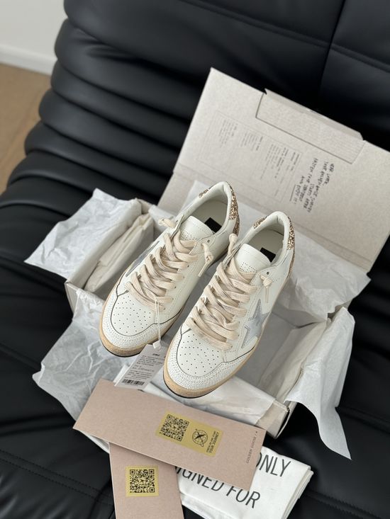 Golden Goose Casual Graffiti Distressed Sneakers Versatile Daily Footwear