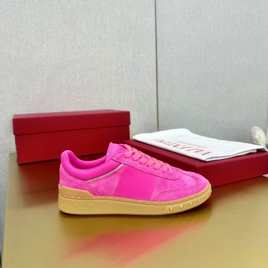 Valentino Leather Derby Shoes with Sleek Lines and Cool Vibe