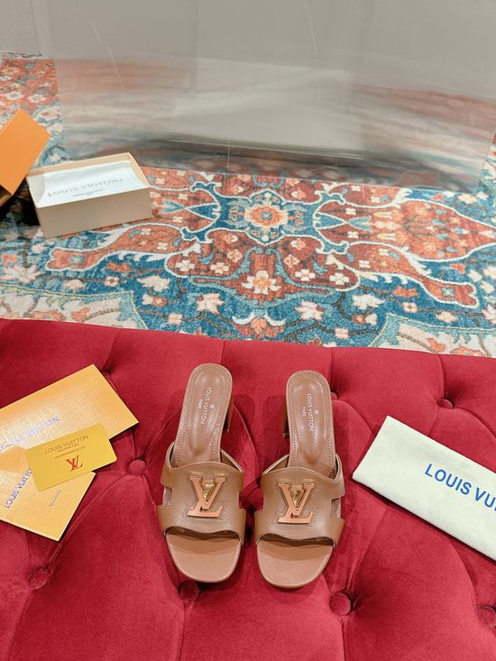 Louis Vuitton Quality Leather Casual Slide Sandals With Durable Outsole