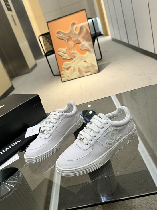 Chanel Embroidered Leather Lined Casual All-match Sneakers