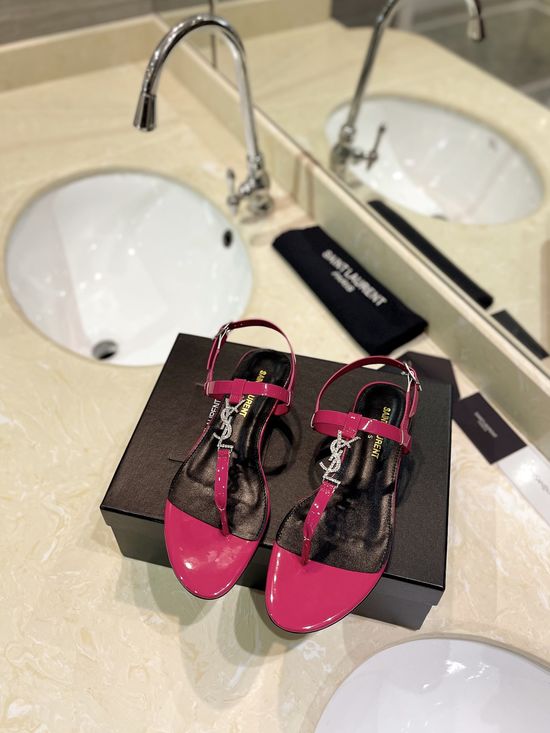 Yves Saint Laurent Classic Flat Sandals with Glossy Finish
