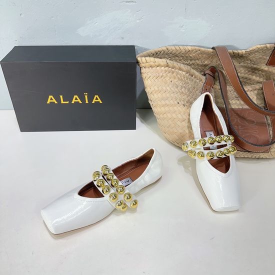 Alaia Buckle Decorated Round Toe Slip On Ballet Flats