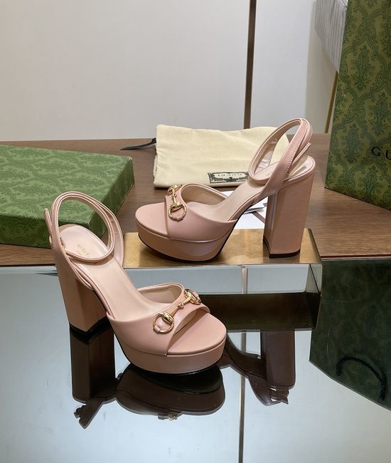 Gucci Grain Leather Buckle Strap Platform High Heel Sandals