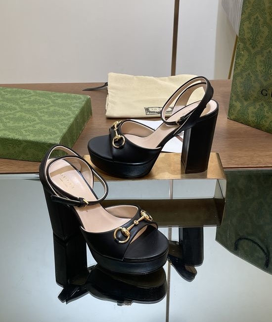Gucci Grain Leather Buckle Strap Platform High Heel Sandals