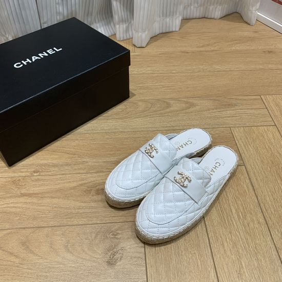 Chanel Straw Rope Leather Casual Summer Slides