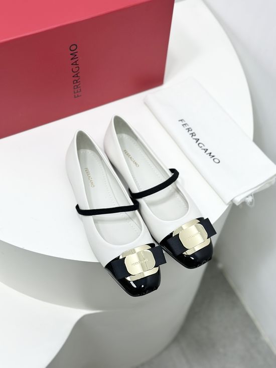 Ferragamo Bowknot Silk Ballet Flats Non-slip Sole