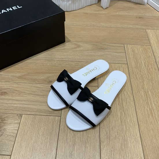 Chanel Elegant Lambskin Slide Sandals Soft All-match Casual Shoes