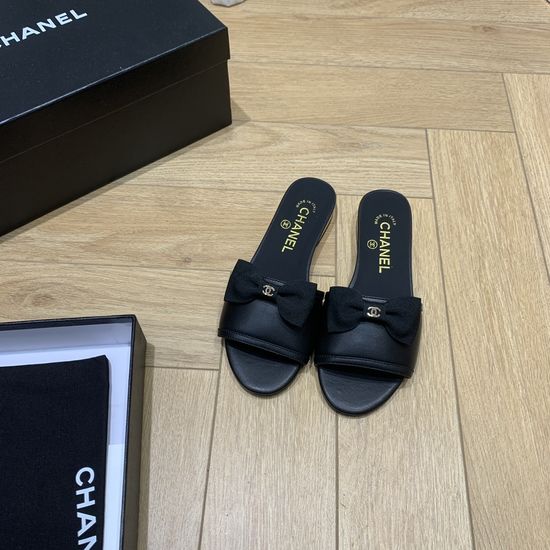 Chanel Elegant Lambskin Slide Sandals Soft All-match Casual Shoes