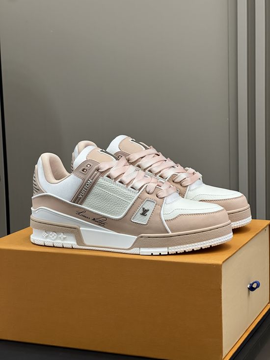 Louis Vuitton Classic Pattern Colorful Leather Versatile Casual Sneakers
