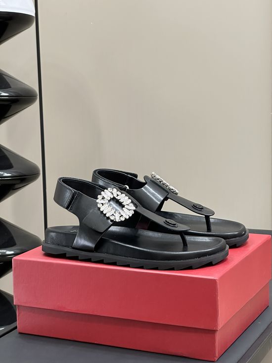 Roger Viver Lightweight Platform Sandals With Rhinestone Buckle
