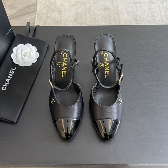 Chanel Elegant Pearl Heel Leather Slides For Daily Wear