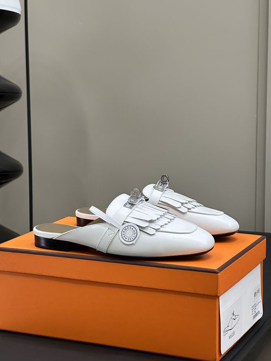 Hermes Tassel Decorated Slip-On Mules With Leather Sole